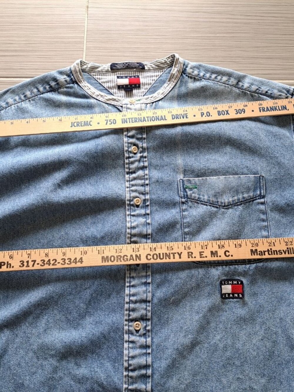 Vtg 90's Tommy Jeans Band Collar Denim Shirt XL Men's Logo Embroidery Button - Picture 9 of 14